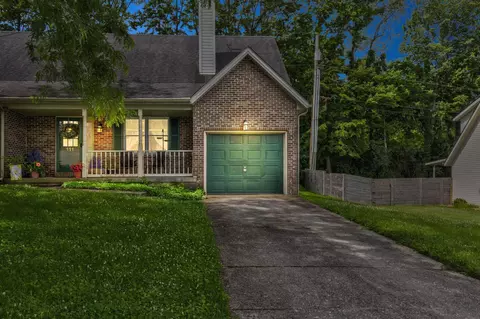111 Quail Ridge Rd, Winchester, KY 40391