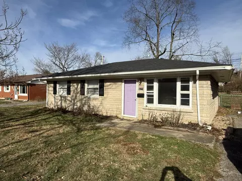 2071 Deauville Dr, Lexington, KY 40504