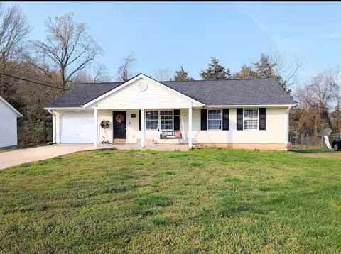 5338 Beechwood Dr, Somerset, KY 42501