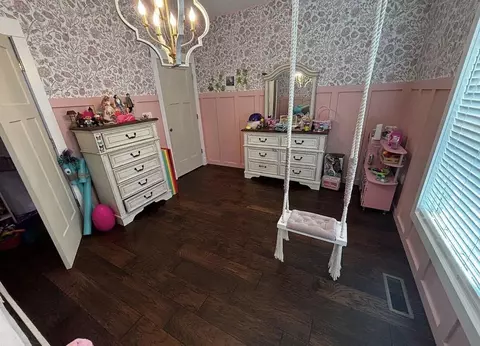 Bedroom - 161 Collier Ave, Jackson, KY 41339 photo 2 of 3