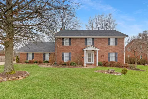 104 Lone Oak Dr, Nicholasville, KY 40356