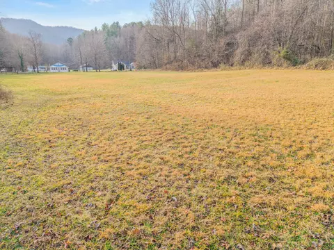 Exterior - 2581 Corder Flats Rd, Strunk, KY 42649 photo 11 of 16