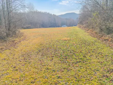 Exterior - 2581 Corder Flats Rd, Strunk, KY 42649 photo 12 of 16
