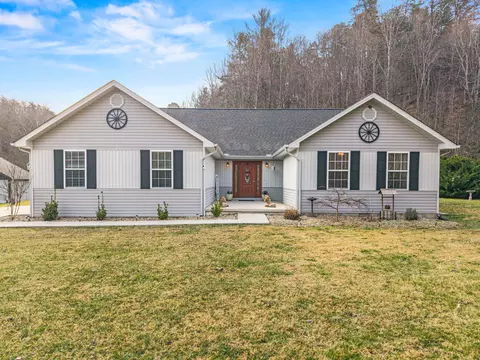 2581 Corder Flats Rd, Strunk, KY 42649