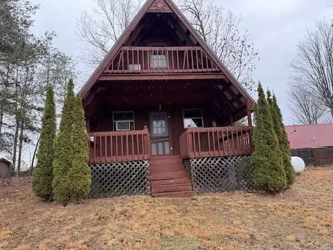 651 Tilleys Ln, Wellington, KY 40387