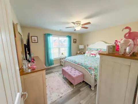 Bedroom - 128 Lynne Dr, Berea, KY 40403 photo 6 of 8