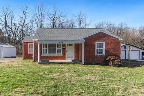 121 Humston Dr, Lawrenceburg, KY 40342