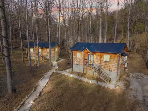 22 Still Hand, Beattyville, KY 41311