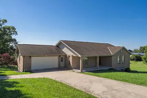 6477 W State Hwy 22, Falmouth, KY 41040