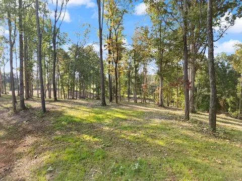 4 Summer Ln, Albany, KY 42602