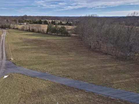 1 Dockery Rd, Russell Springs, KY 42642