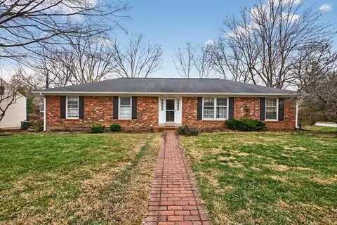 3412 Heritage Pl, Lexington, KY 40502