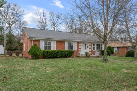 126 Londonderry Dr, Lexington, KY 40504