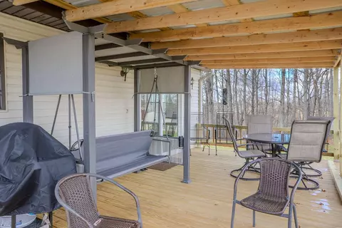 Exterior - 827 Dean Rd, Mckee, KY 40447 photo 6 of 10