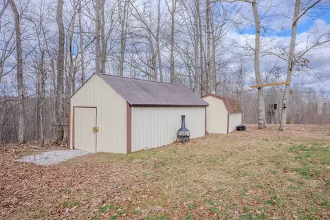 Exterior - 827 Dean Rd, Mckee, KY 40447 photo 10 of 10