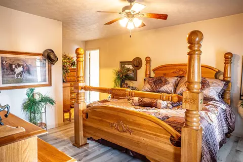 Bedroom - 827 Dean Rd, Mckee, KY 40447 photo 1 of 3