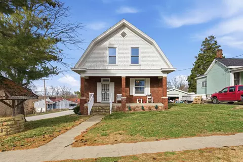 242 Wilson Ave, Cynthiana, KY 41031