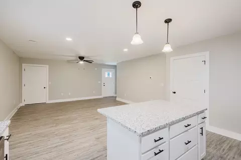 303 E St, Richmond, KY 40475 photo 6