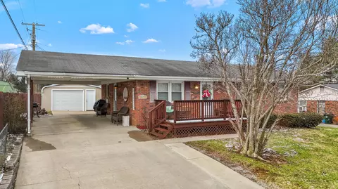 805 Ellen Ave, Mount Sterling, KY 40353