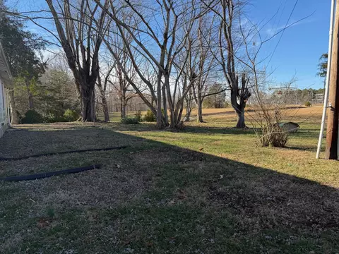 Exterior - 550 E 312, Corbin, KY 40701 photo 3 of 35