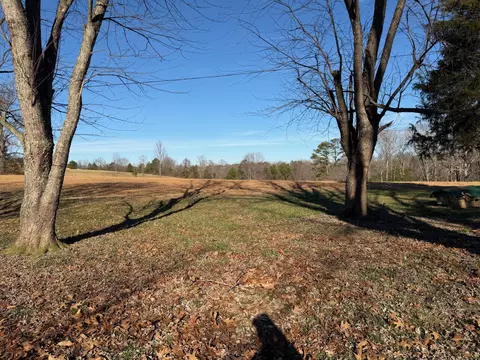 Exterior - 550 E 312, Corbin, KY 40701 photo 6 of 35