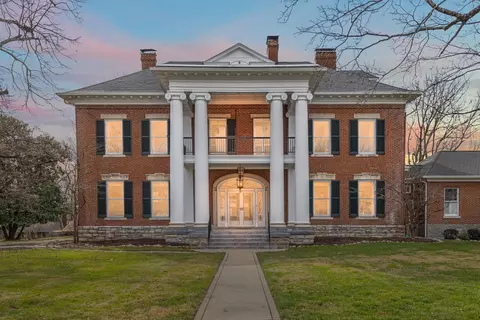 160 Elm St, Versailles, KY 40383