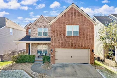 2402 Patchen Wilkes Dr, Lexington, KY 40509