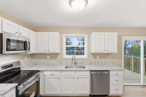 Kitchen - 104 West St, Georgetown, KY 40324 photo 1 of 1