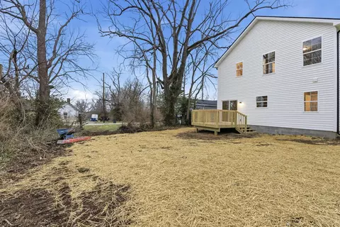Exterior - 104 West St, Georgetown, KY 40324 photo 6 of 9