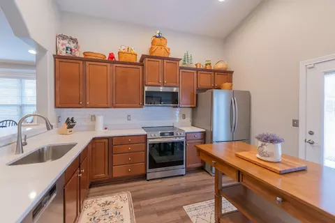 Kitchen - 125 Avalon Path, Georgetown, KY 40324 photo 2 of 4
