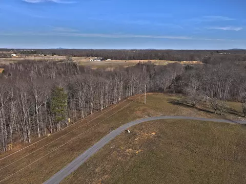 54 Dockery Rd, Russell Springs, KY 42642