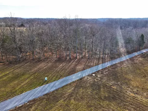 3 Carson Rd, Russell Springs, KY 42642