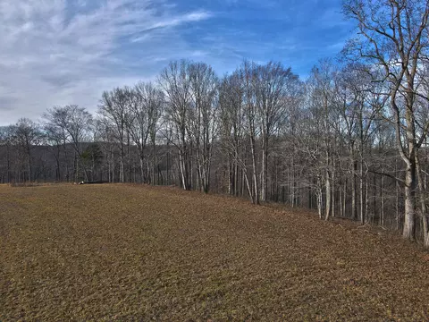 16 Dockery Rd, Russell Springs, KY 42642