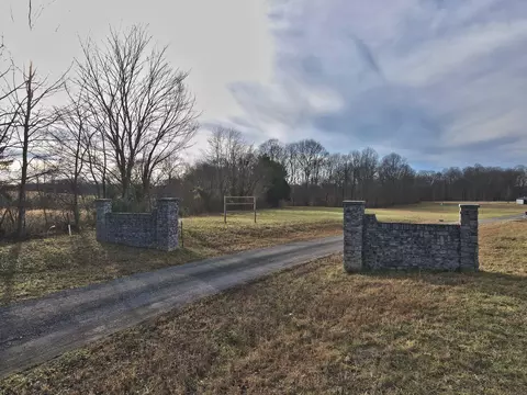 30 Piper Rd, Russell Springs, KY 42642