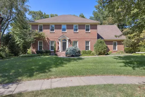 2229 Shannawood Dr, Lexington, KY 40513