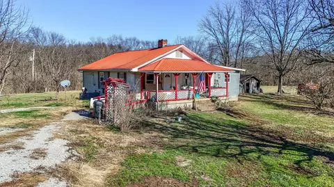 679 New Hope Church Rd, Barbourville, KY 40906
