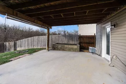 Exterior - 117 River Run Ct, Georgetown, KY 40324 photo 2 of 3
