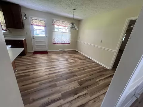 Dining - 228 Circle Dr, Morehead, KY 40351 photo 1 of 1
