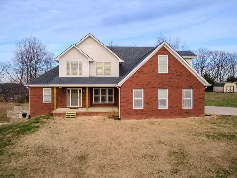 597 Clark Ridge Ln, Frankfort, KY 40601