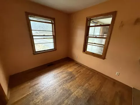 Bedroom - 214 Robin Dr, Liberty, KY 42539 photo 1 of 4