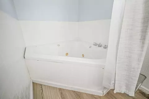 Bath - 38 Beech Grove Rd, Nancy, KY 42544 photo 2 of 5