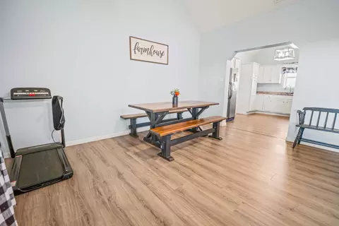 Entry Way - 38 Beech Grove Rd, Nancy, KY 42544 photo 1 of 1