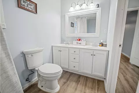 Bath - 38 Beech Grove Rd, Nancy, KY 42544 photo 3 of 5