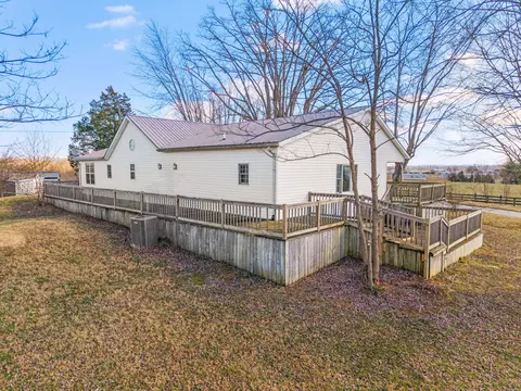 Exterior - 38 Beech Grove Rd, Nancy, KY 42544 photo 4 of 5