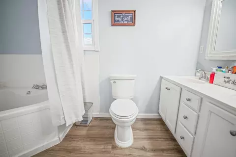 Bath - 38 Beech Grove Rd, Nancy, KY 42544 photo 1 of 5