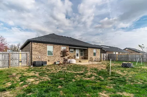 Exterior - 134 Commerce Dr, Berea, KY 40403 photo 11 of 13