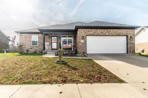 134 Commerce Dr, Berea, KY 40403