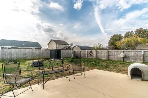 Exterior - 134 Commerce Dr, Berea, KY 40403 photo 10 of 13