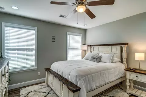 Bedroom - 134 Commerce Dr, Berea, KY 40403 photo 1 of 4