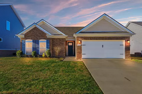 609 Shaker Dr, Richmond, KY 40475